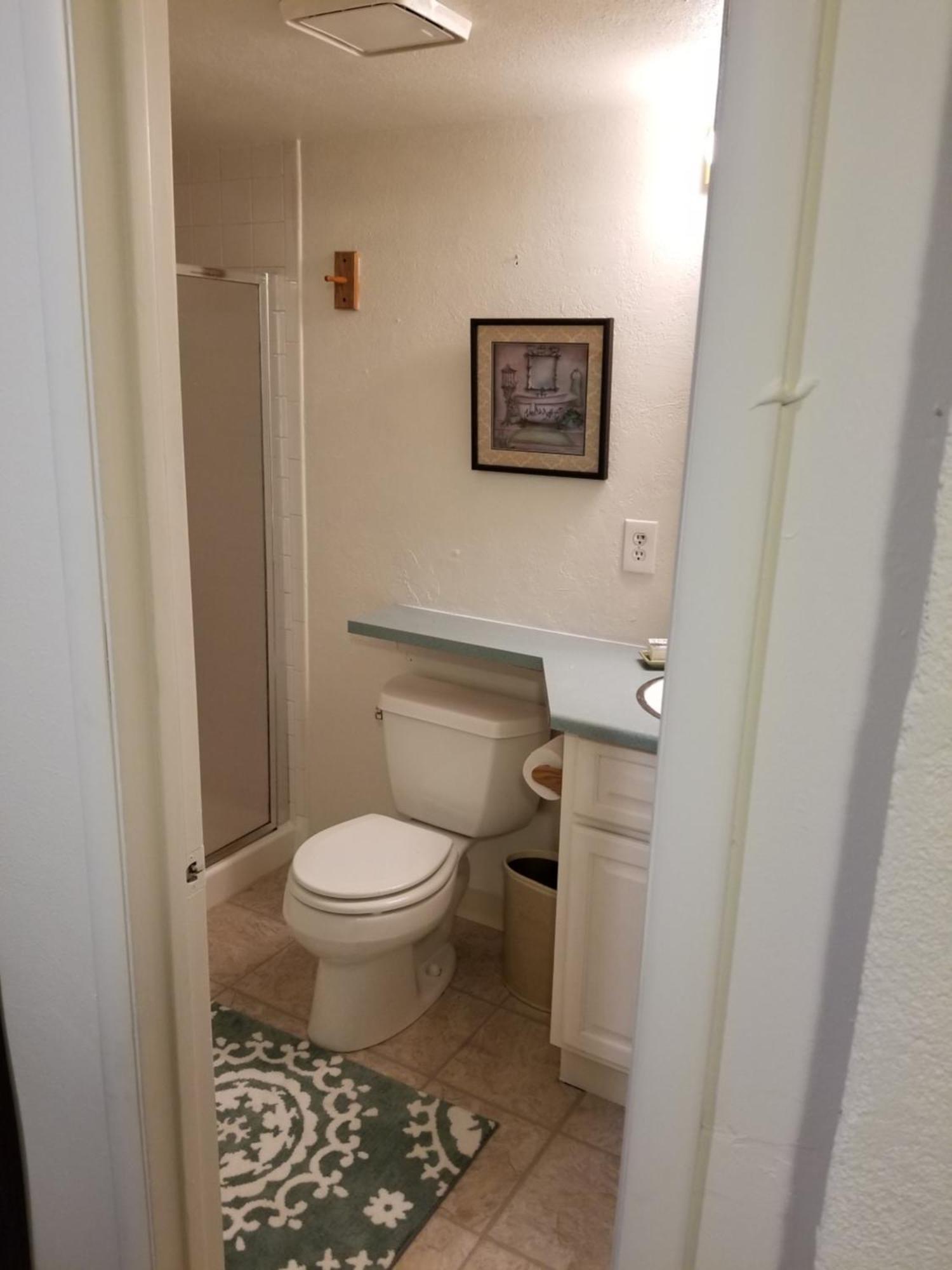 Southern Hospitality House Apartment Лейкуд Екстериор снимка